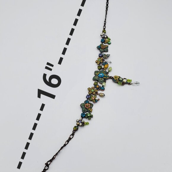 Vintage Floral Statement Necklace - Picture 5 of 7